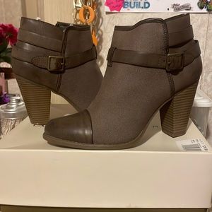 Never worn -  LC brown (taupe) booties